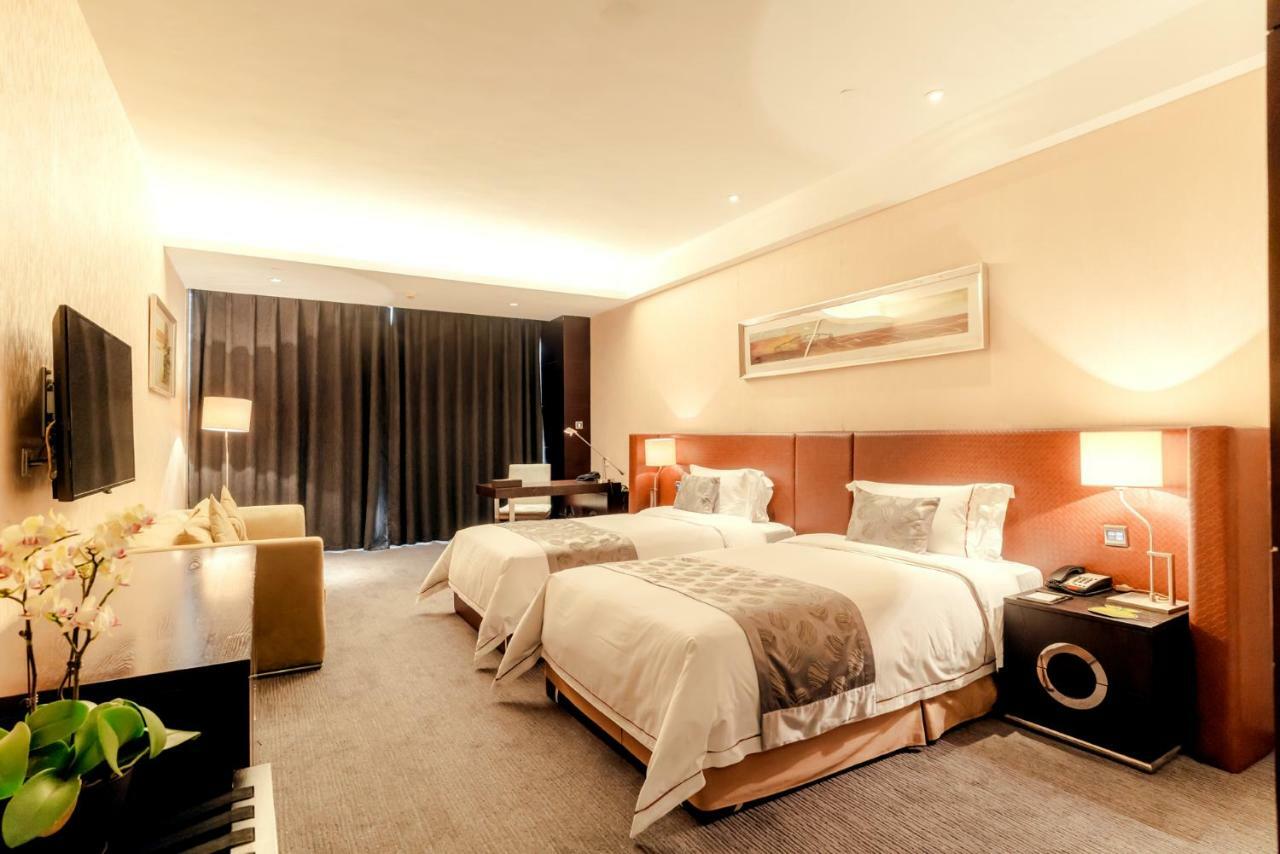 Jiazheng International Energy Hotel Huaqiao  Екстериор снимка